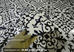 کاشی سفید مشکی